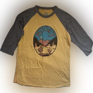 NWOT hooey women’s shirt